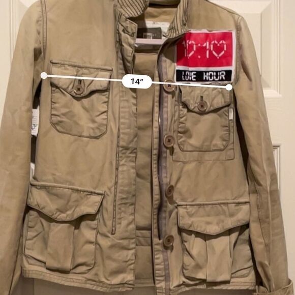 Marilyn Monroe Selfie reworked up-cycled Hollister beige shirt jacket Sz S - Picture 14 of 15